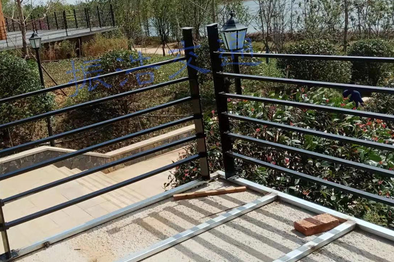Boardwalk railing