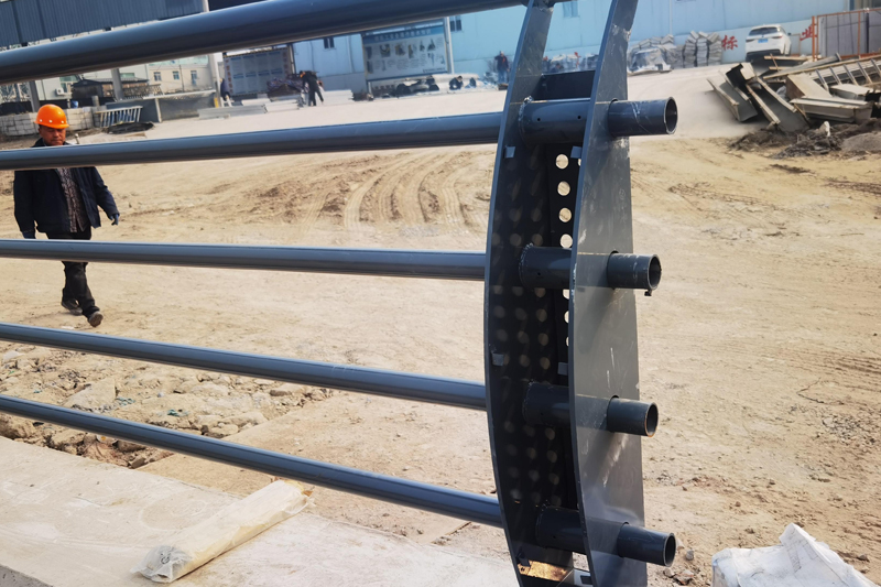 Road guardrail